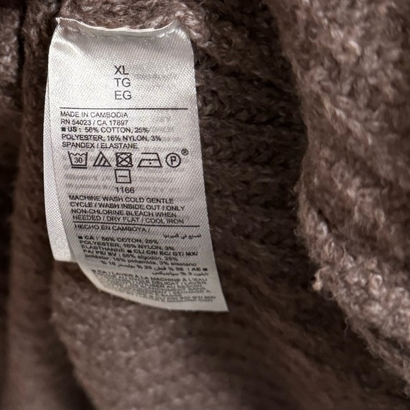 Old Navy SoSoft XL brown sweater - Picture 4 of 5
